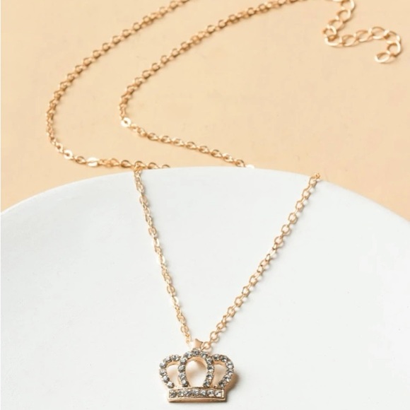 ๐ SALE 2/$15 ๐ Crown Necklace!!! Brand NEW!!! - Picture 2 of 6